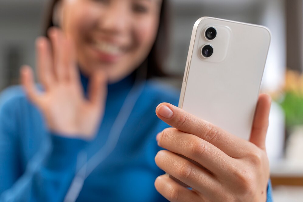 Đọ thời lượng pin OPPO Find N5 với loạt điện thoại gập đình đám